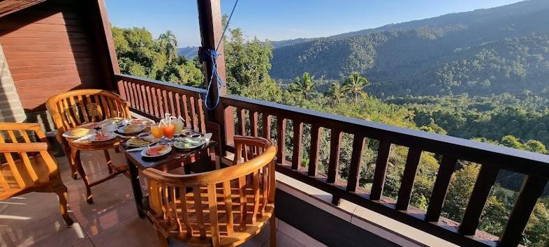 Maliana Homestay Munduk  Exterior photo